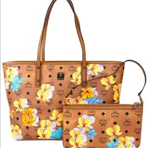 MCM Essential Floral-print tote bag with pouch